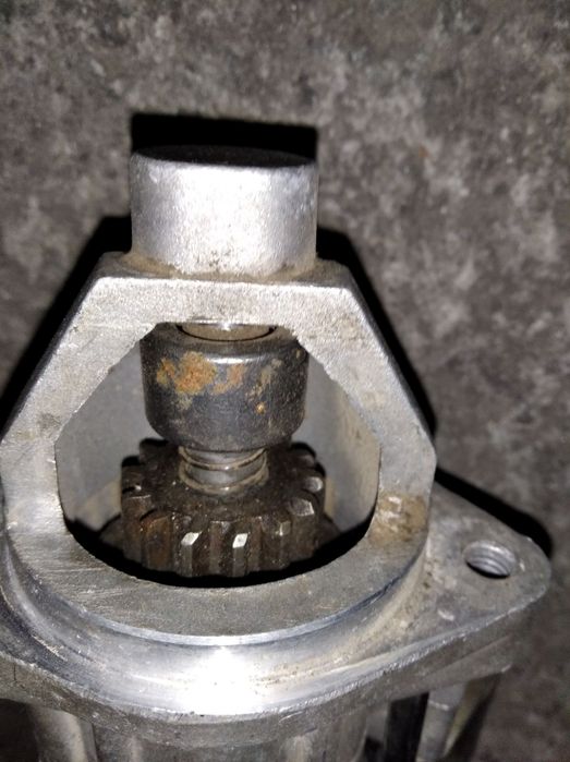 Продам стартер бу