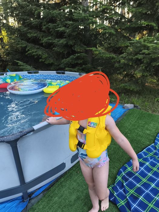Basen ogrodowy z pompą