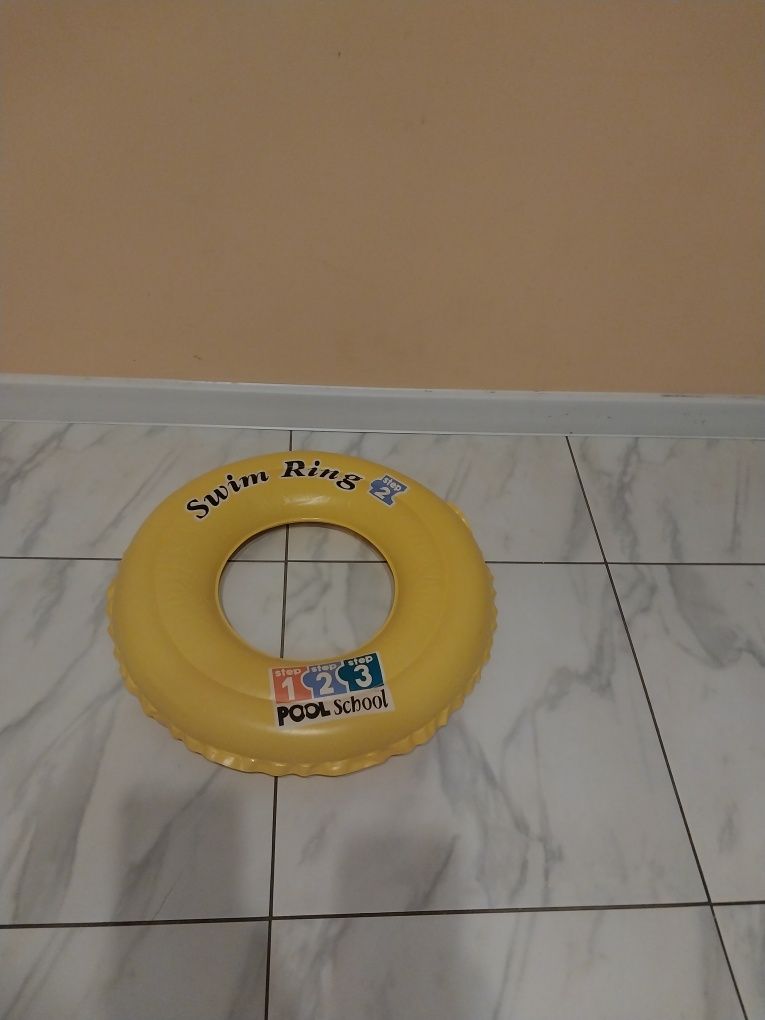 Круг для купання дитячий