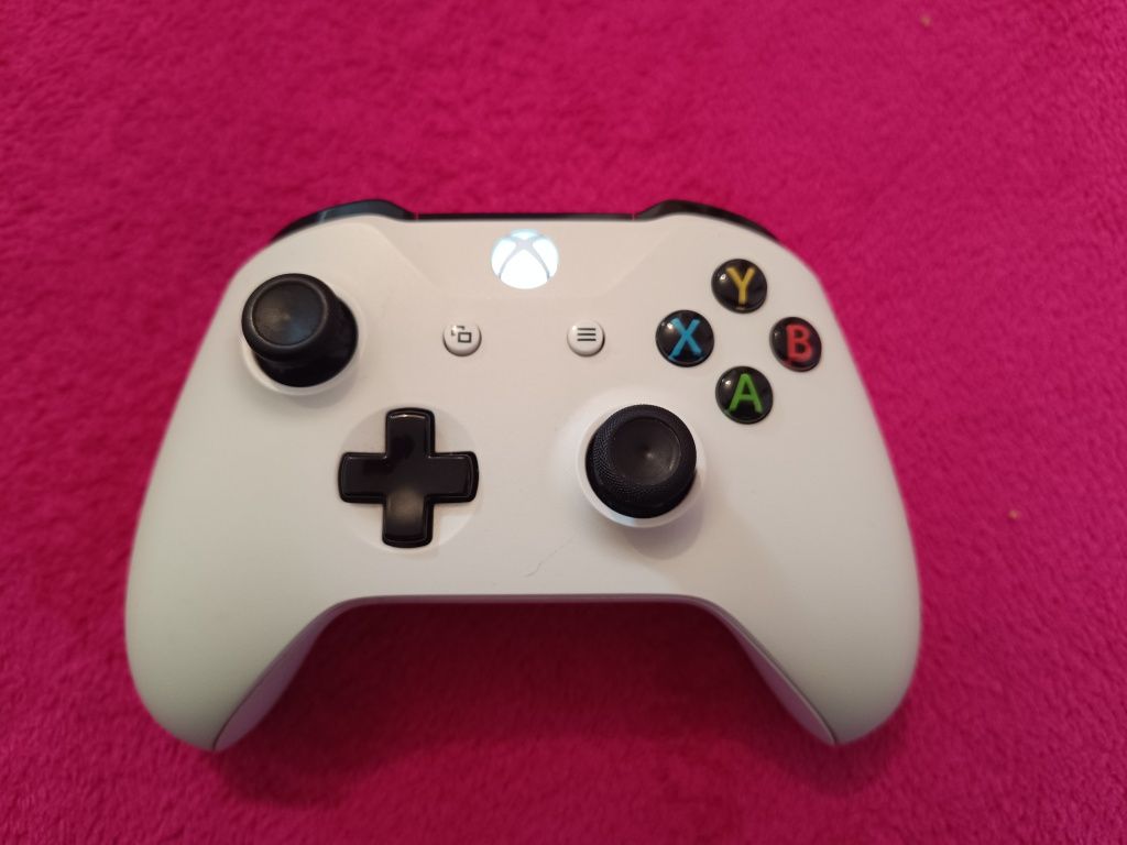 Consola Xbox One S 1TB
