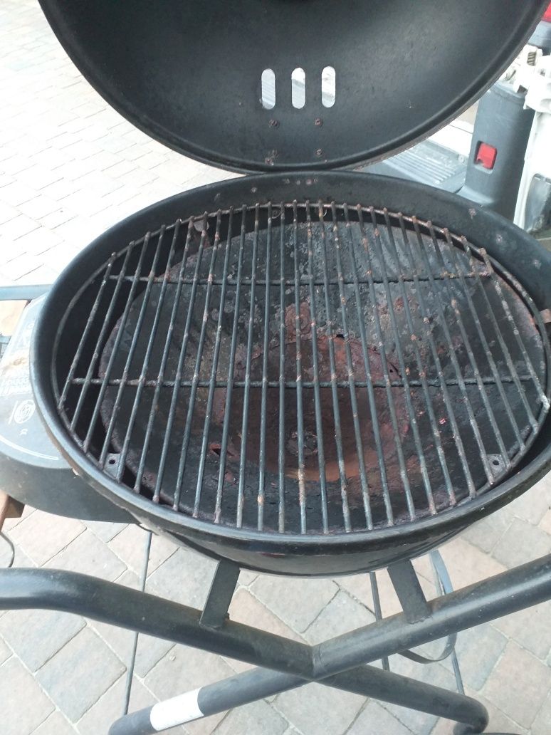 Grill gazowy Ascona 570