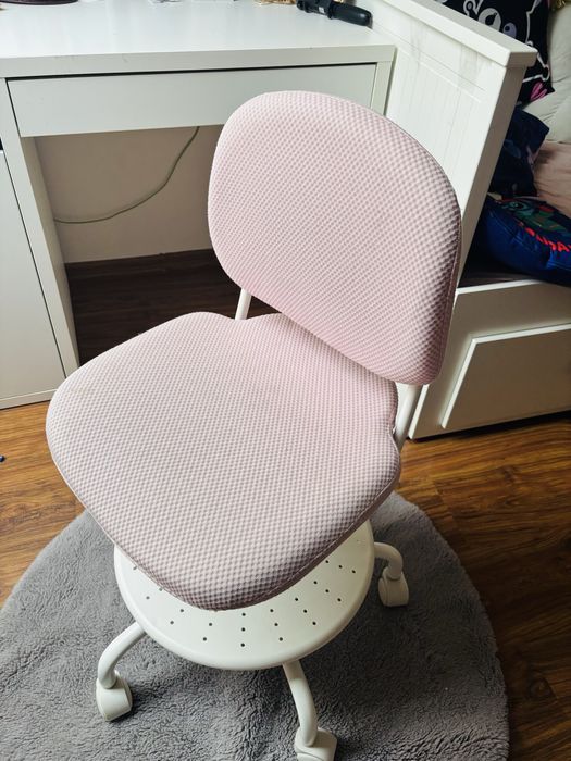 Krzeslo biurkowe Ikea Vimund