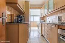 Apartamento T3, localizado na cotovia