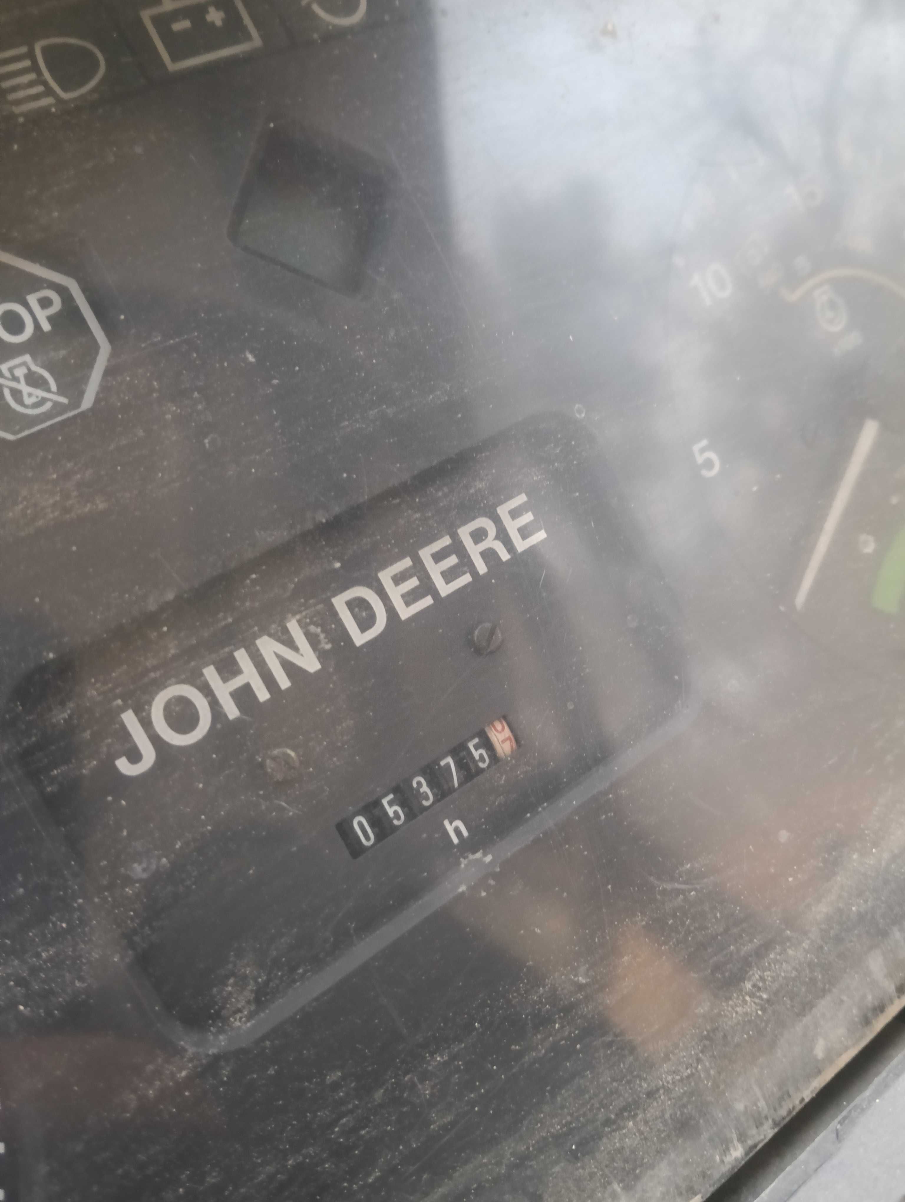 Trator John deere 6300