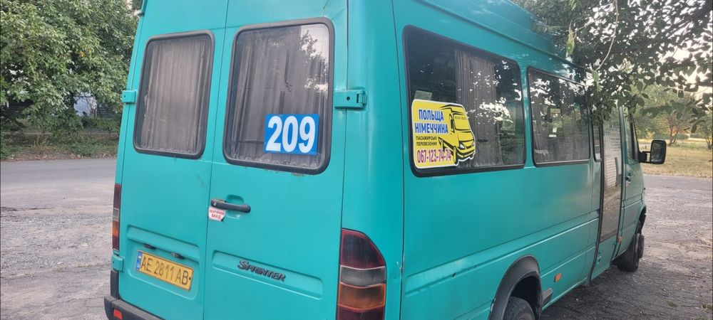Продам Sprinter оригинальный пасажир