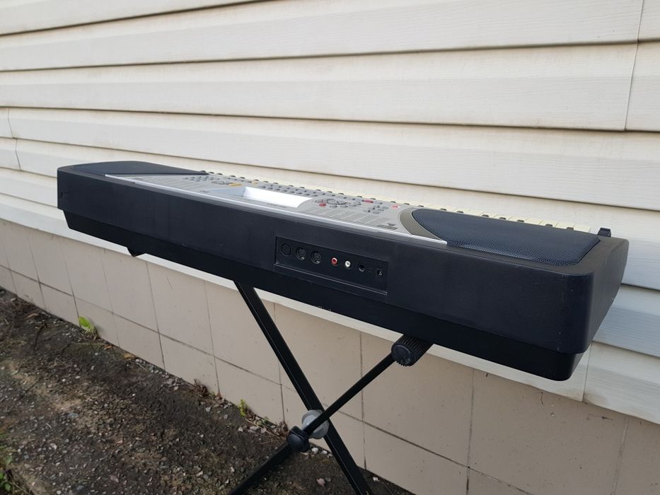 Синтезатор Sandanter SK-931 на 61 клавішу, б/у