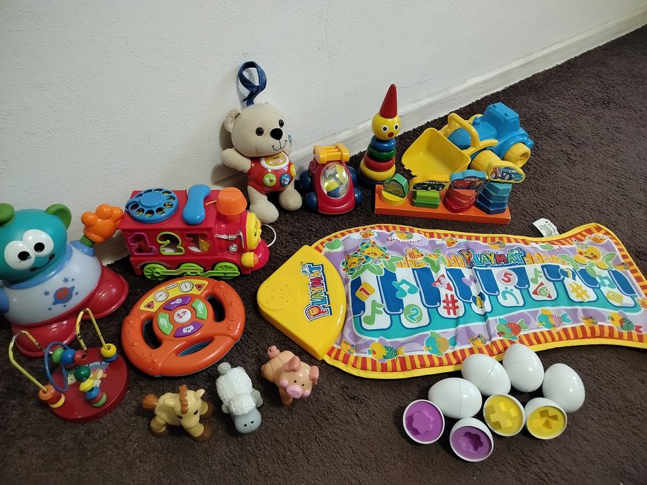 Игрушки пирамидка сортер машина