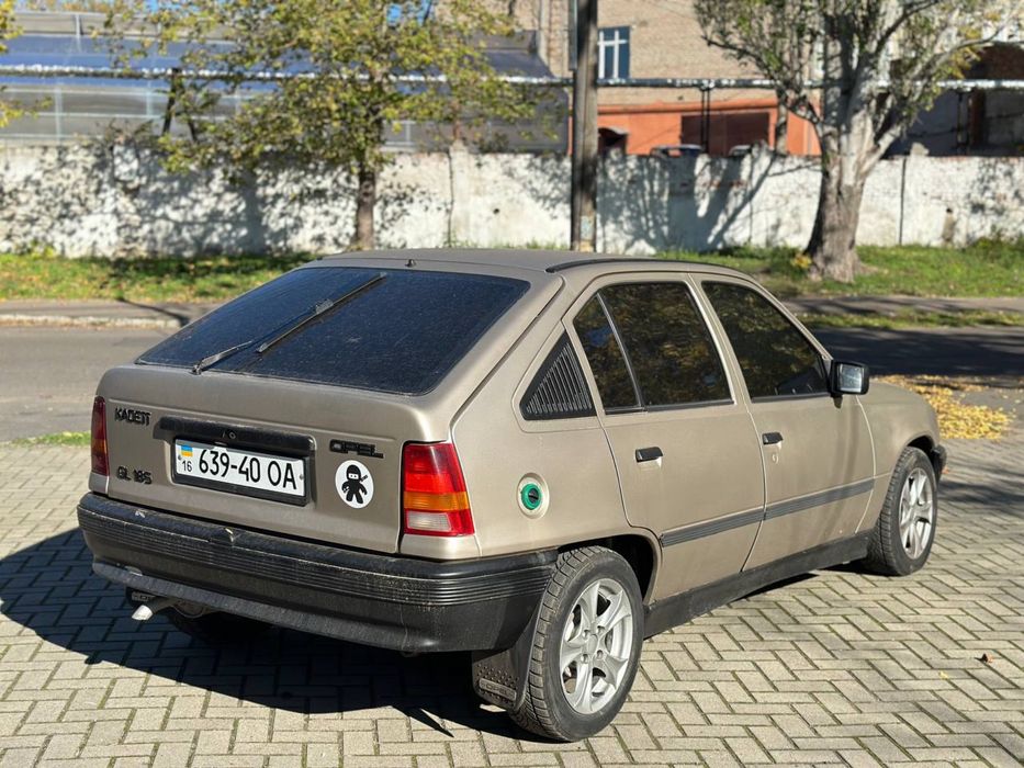 Opel Kadett на автоматі в гарному стані