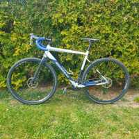 Gravel boardman adv 8.8 R. LG