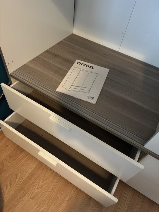 Roupeiro IKEA Trysil