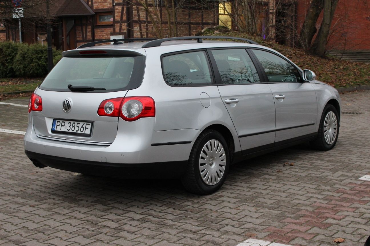 Volkswagen Passat b6 kombi 2.0 TDI common rail model 2010r raill
