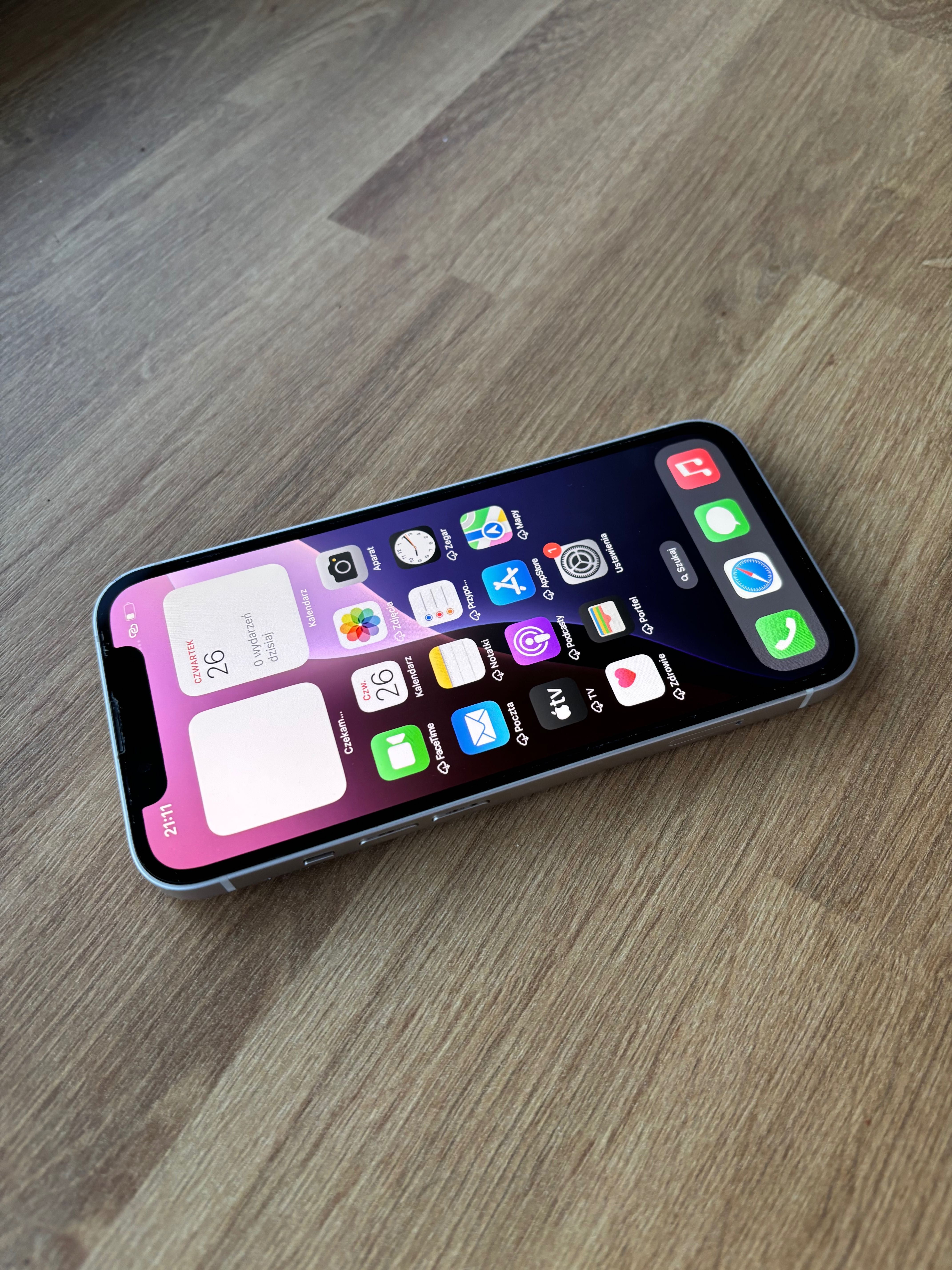 iPhone 13 128 GB STARLIGHT