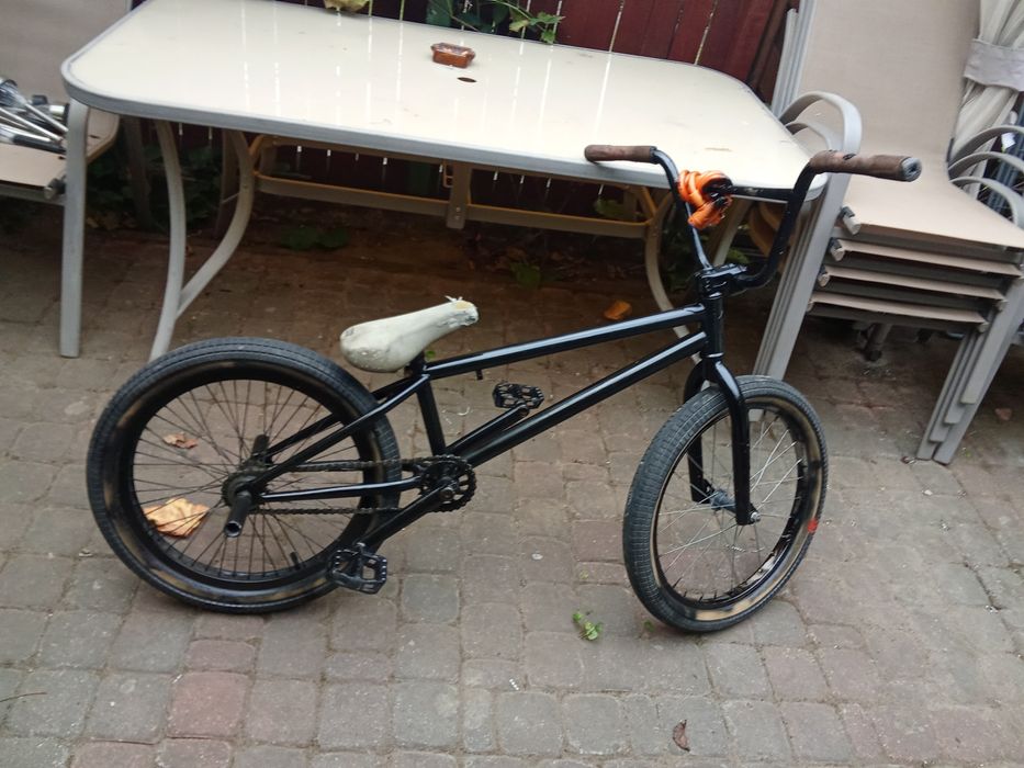 Sprzedam bmx czarny