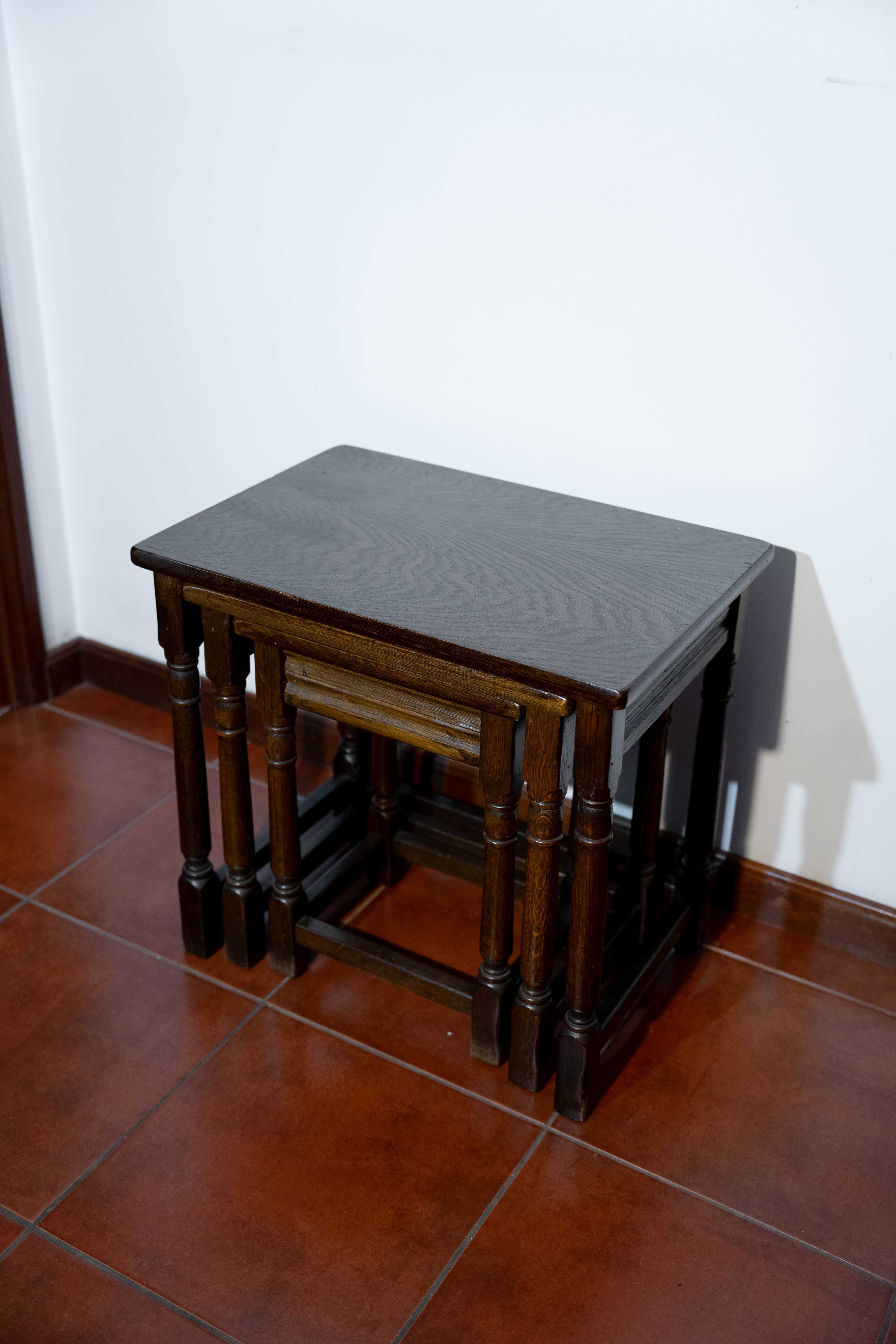 Conjunto de Mesa de Apoio