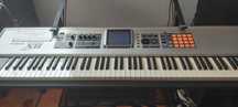 Roland X8 rigorosamente novo. Usado apenas em estúdio.
