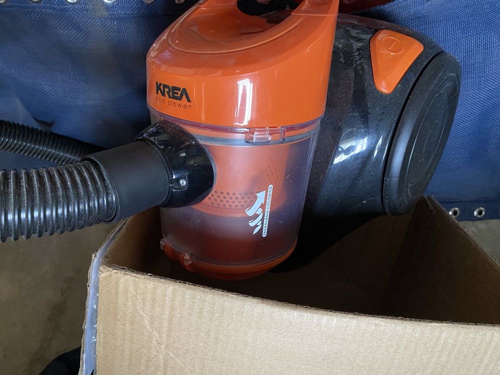 Aspirador pequeno sem saco KREA VC400