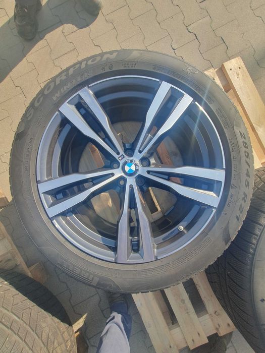 Koła z oponami zimowymi BMW X7 285/45 R21 113V polski salon
