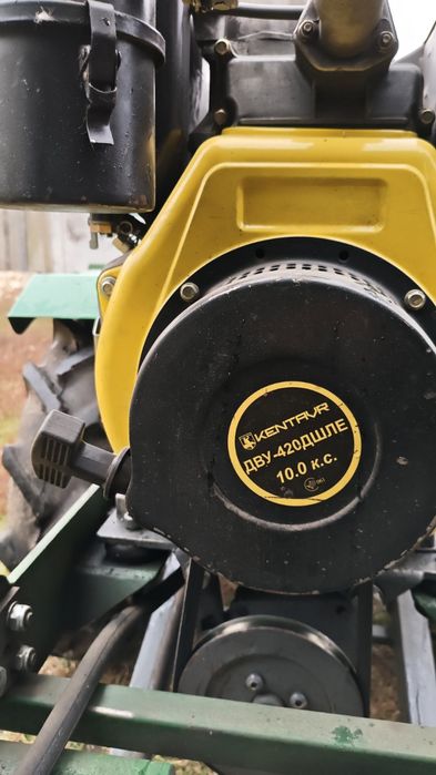 Продам міні трактор колісний переломний