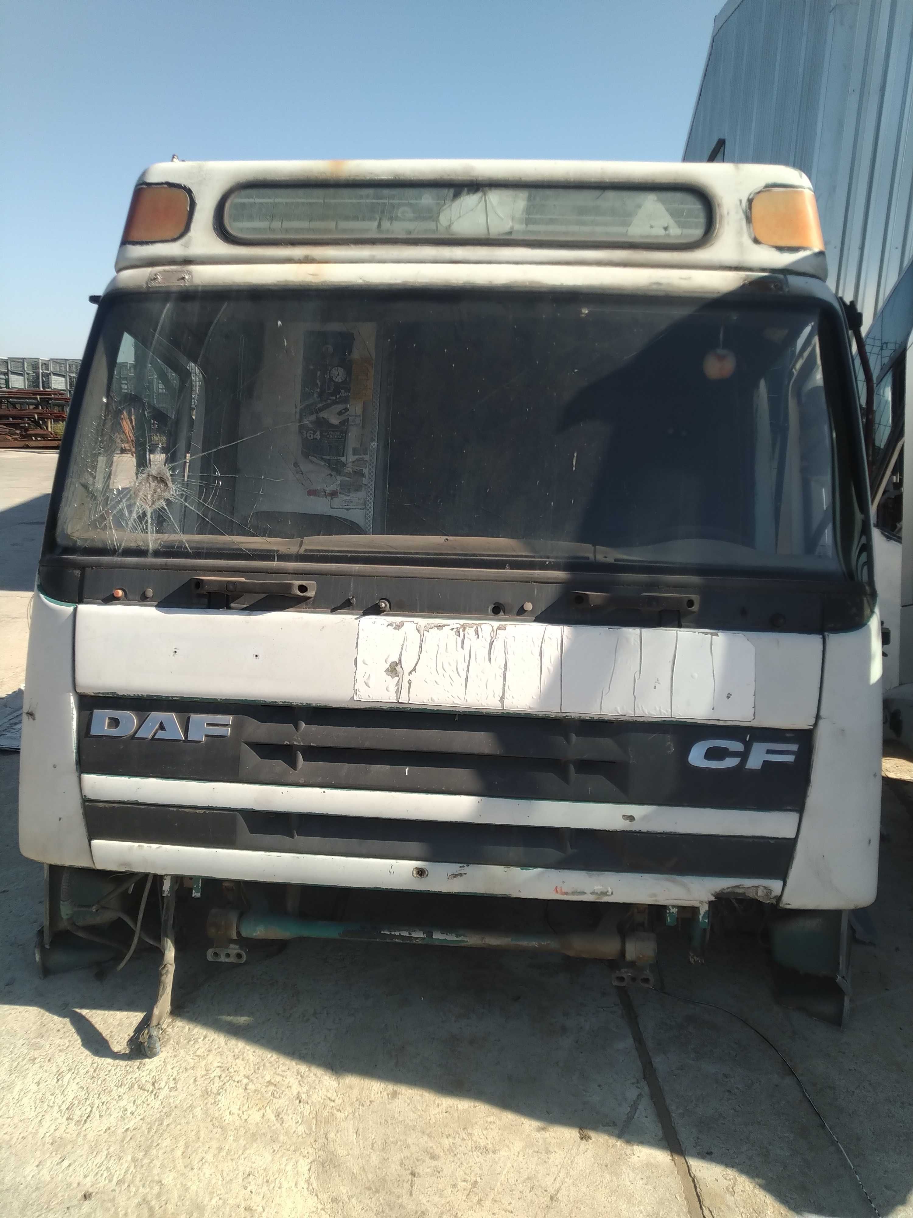 Продам кабину DAF CF 75