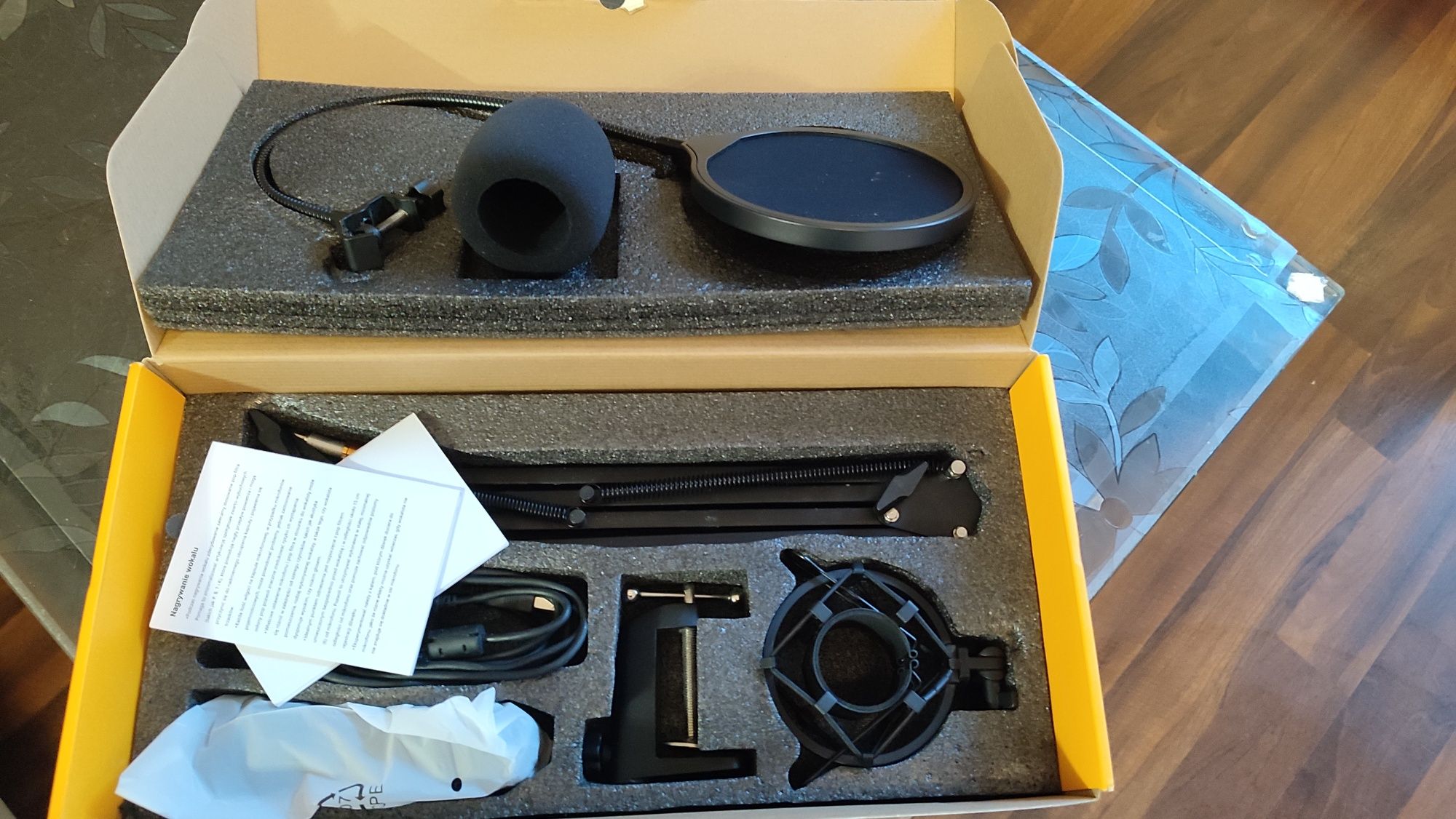 Mikrofon Maono AU-A04 plus ramię i filtr