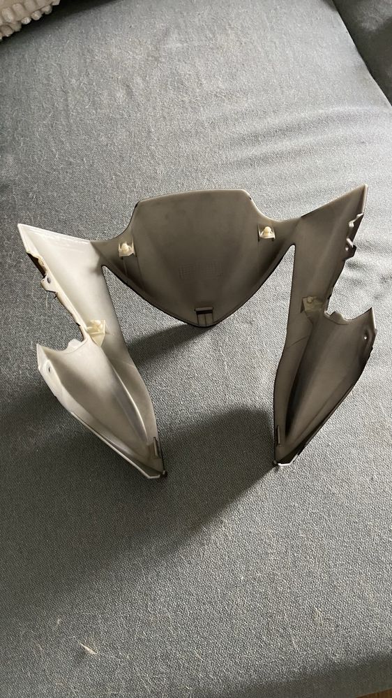Tela De Carenagem Superior Para Farol Kawasaki
