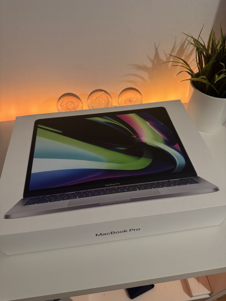 MacBook Pro M1 Apple