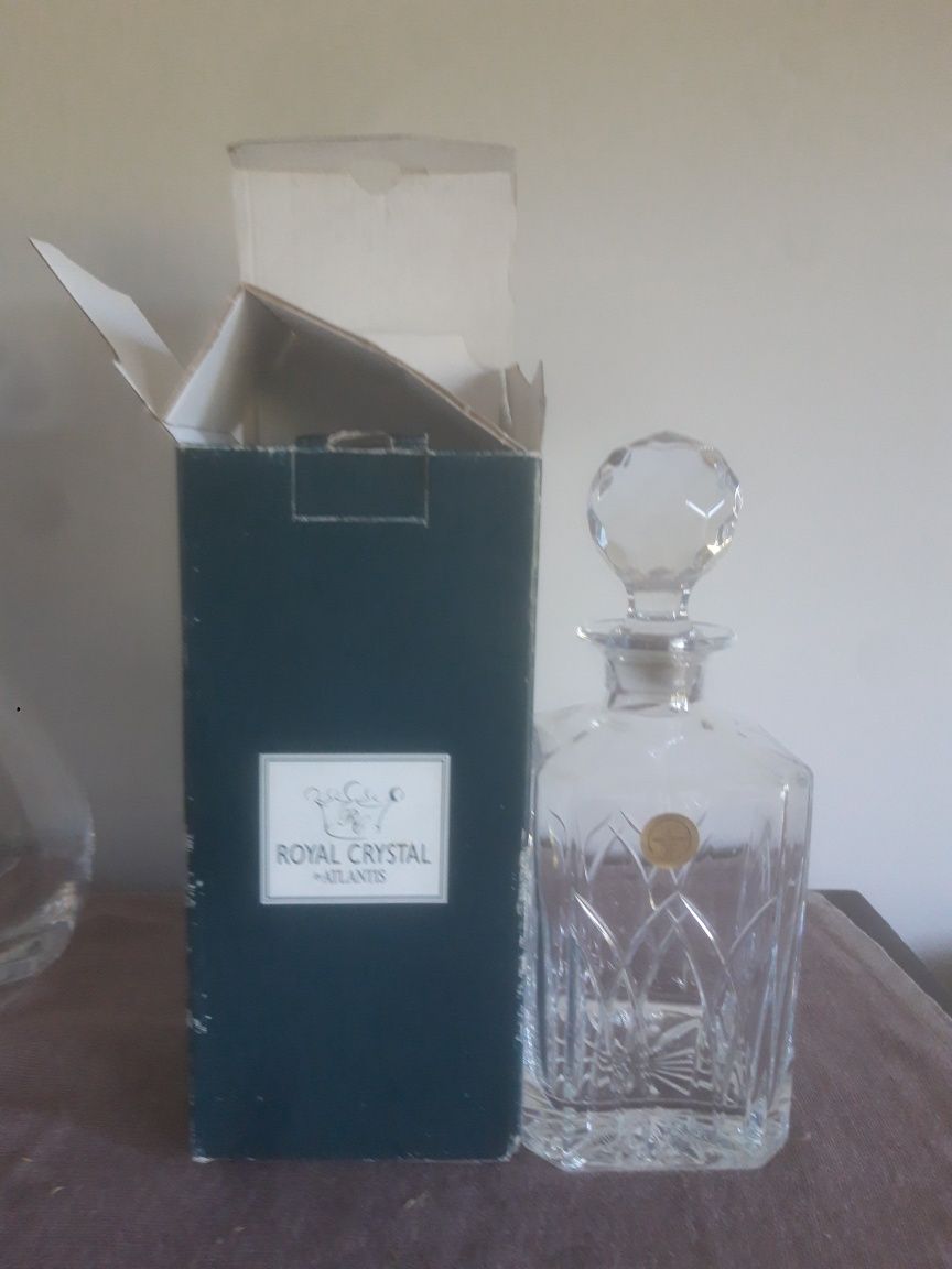 Garrafa Royal Crystal Atlantis com etiqueta