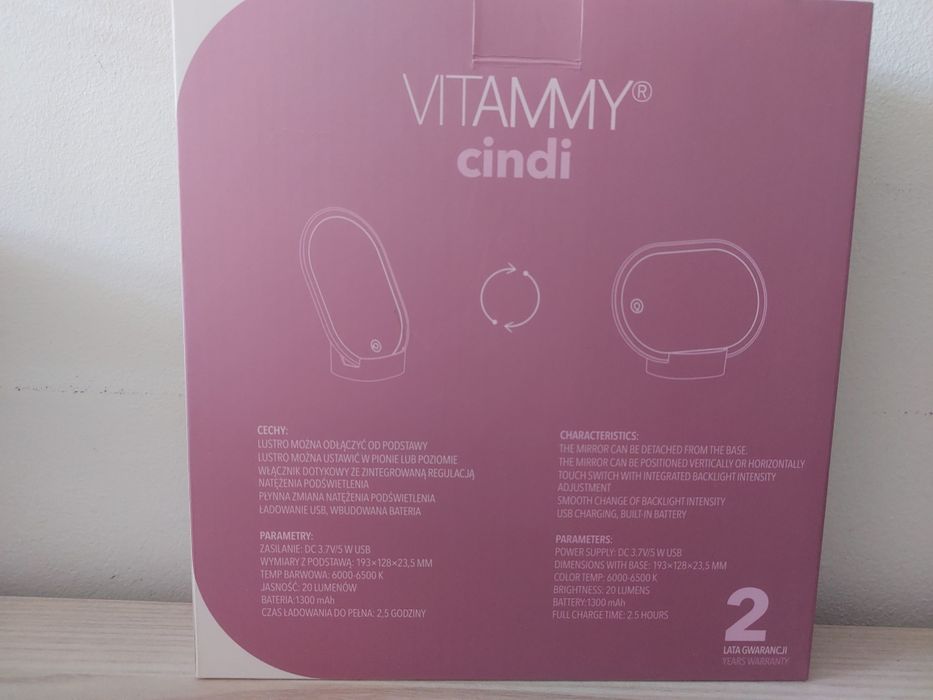 Lusterko kosmetyczne do makijażu z podświetleniem LED