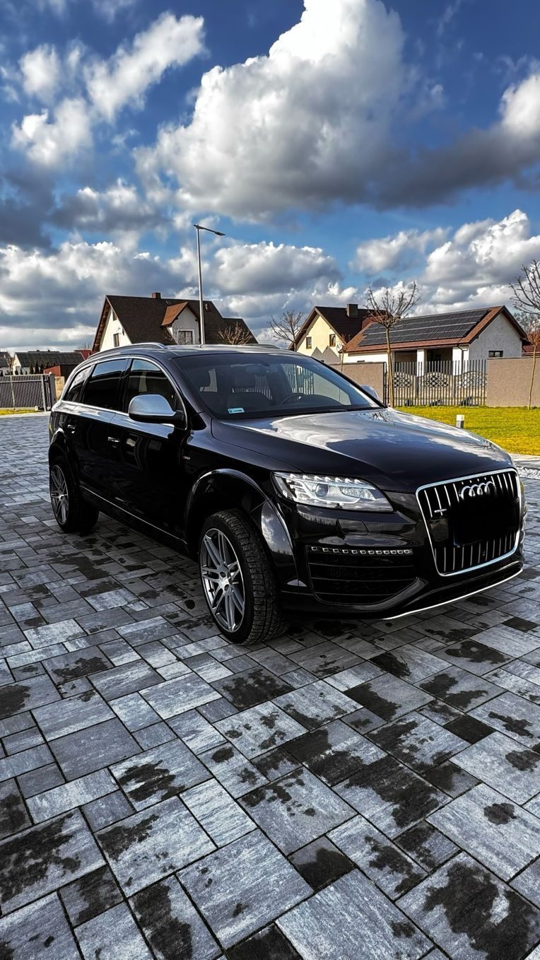 Audi Q7 AUDI Q7 S-line