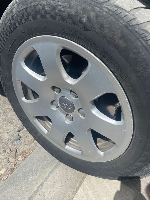 Audi original R 15, 5x112