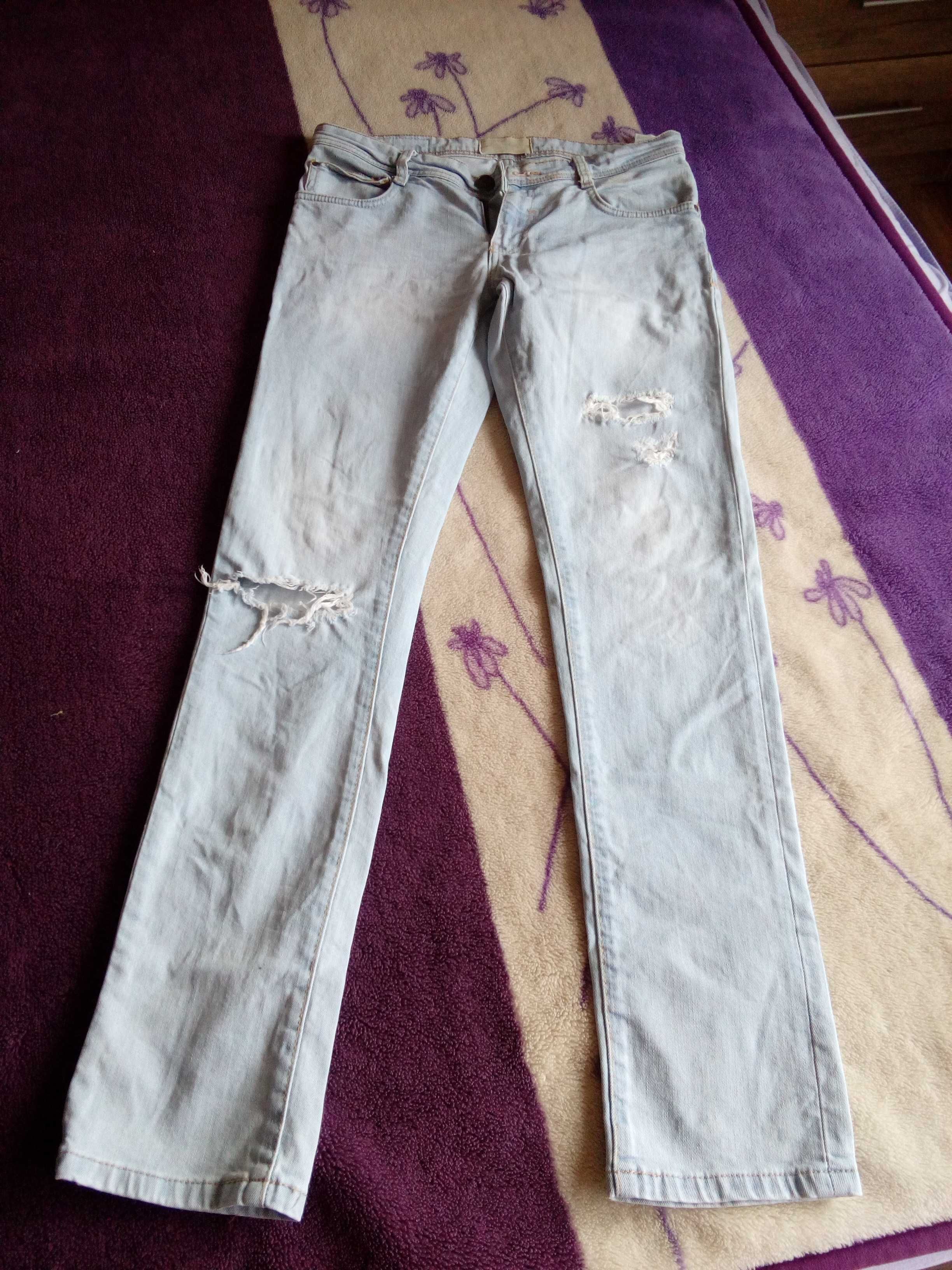 Spodnie jeansowe Bershka 40