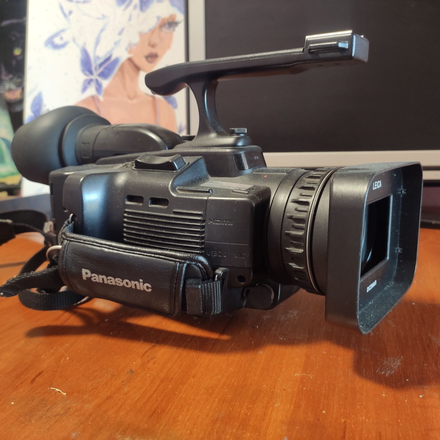 Відеокамера Panasonic AG-HMC41E