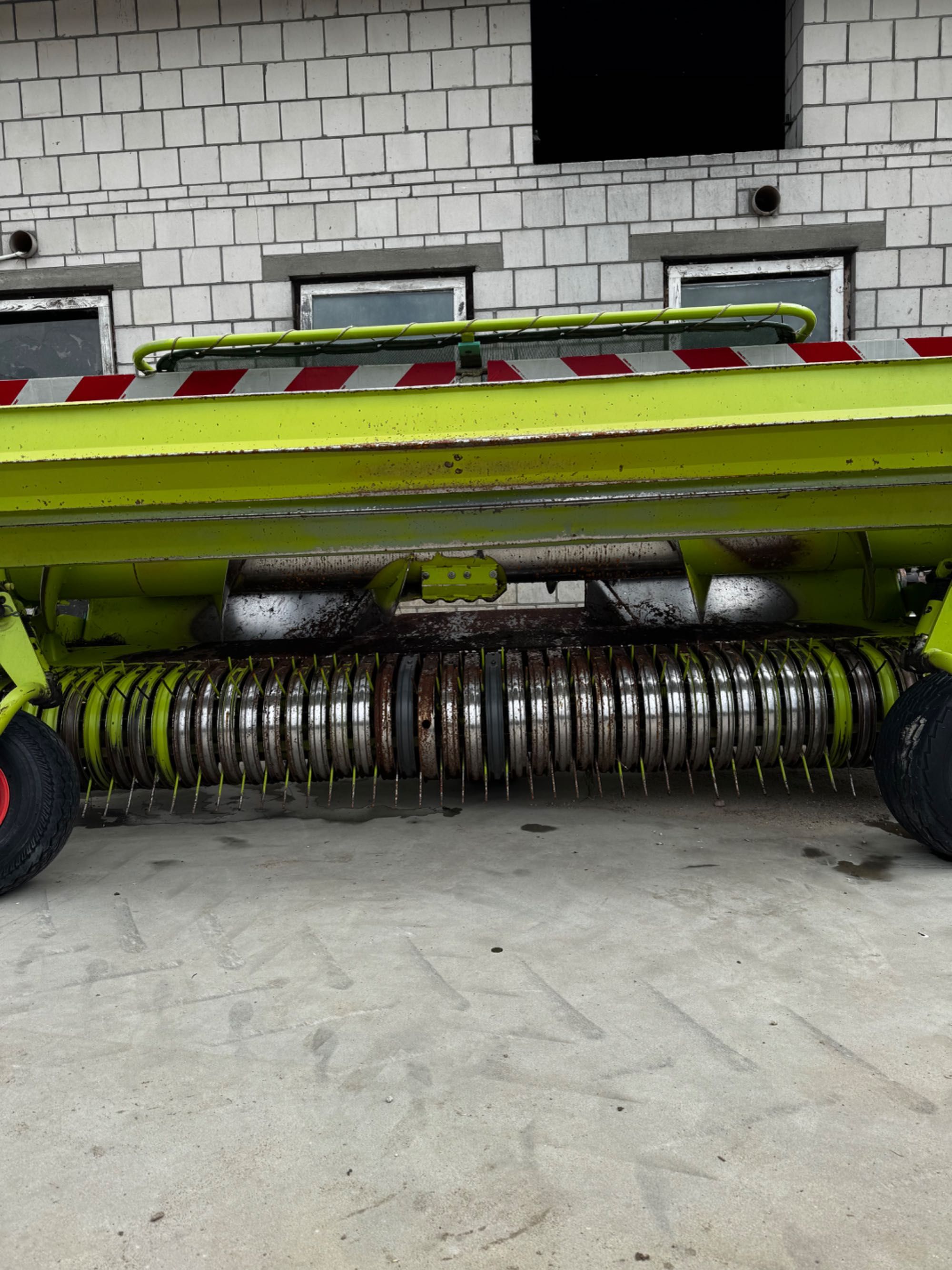 Podbieracz do trawy Claas  pick up 300