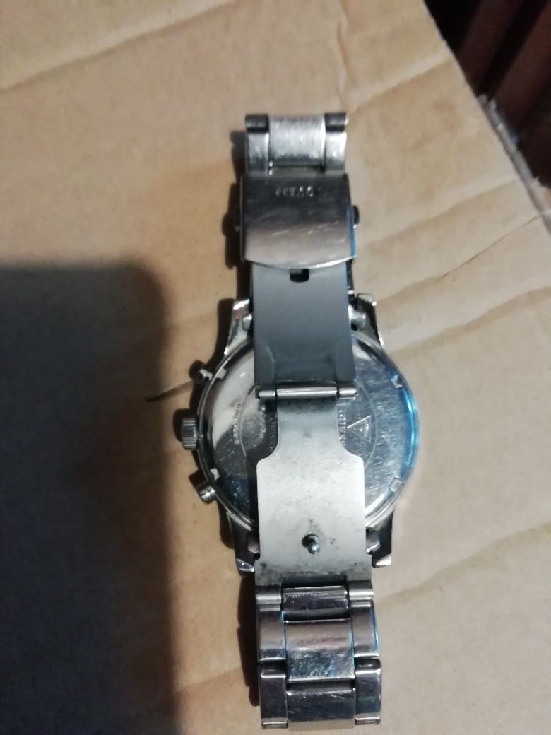 Zegarek GUESS W0668G7.