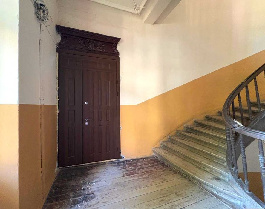 Продаж 2 кім квартира 72 м2, вул. Пекарська, м. Львів