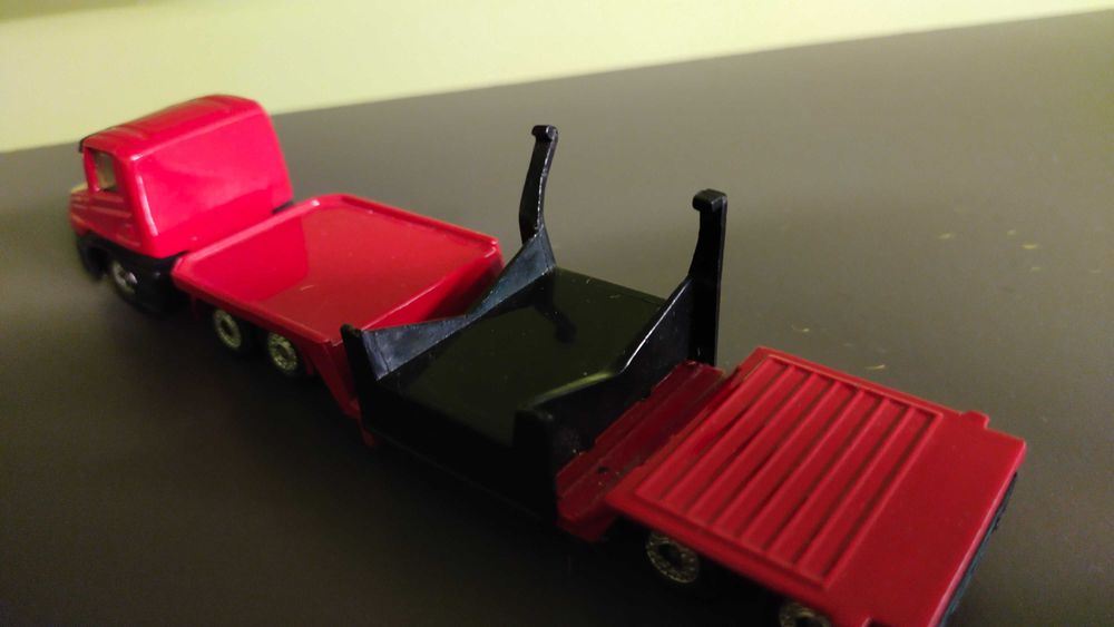 Siku tir ciężarówka łódka statek jacht 1:87