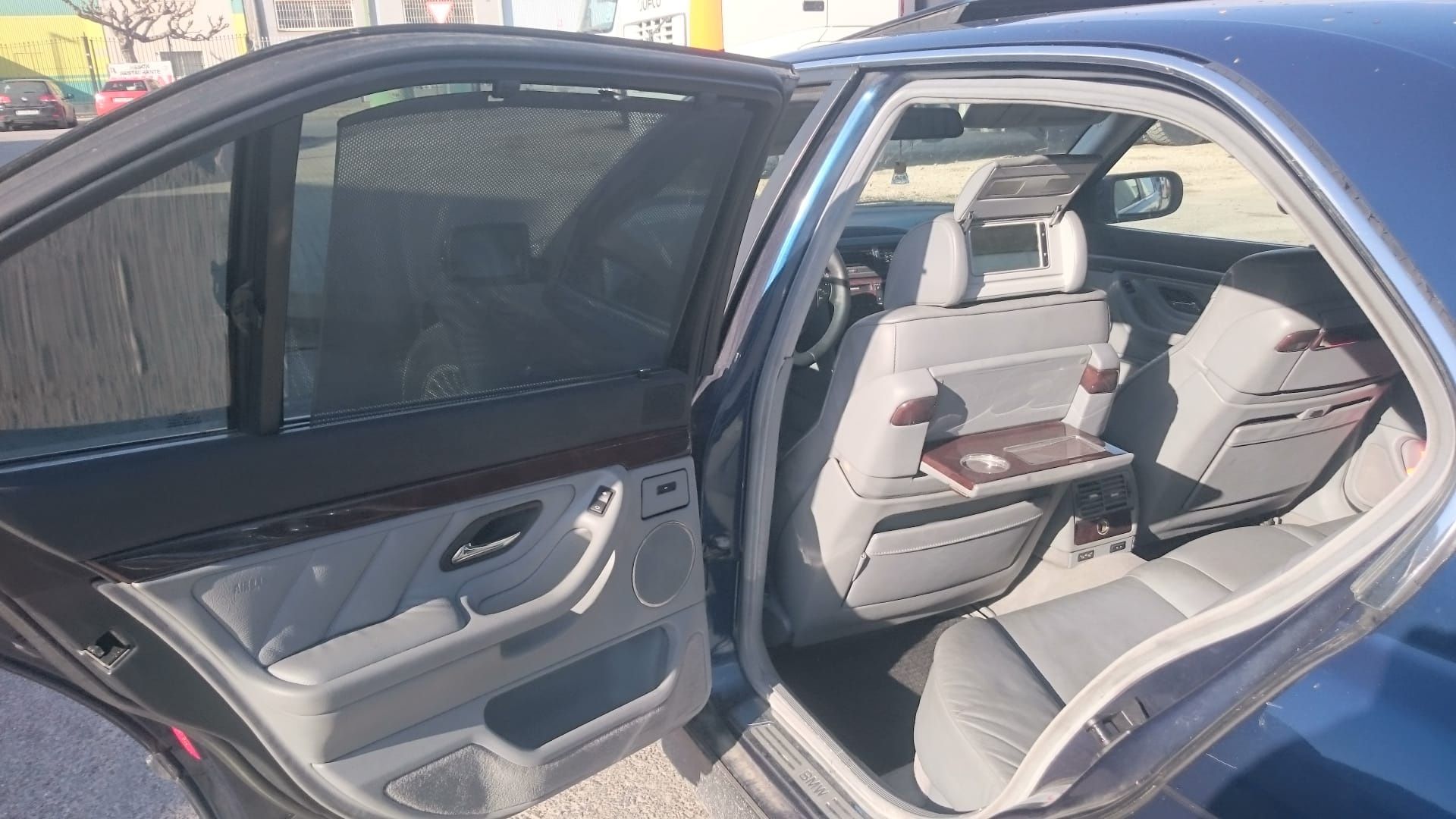 Vendo 2 BMW SERIE E38