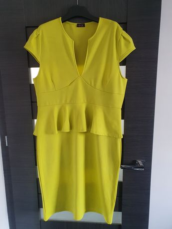 Sukienka żółta z baskinką