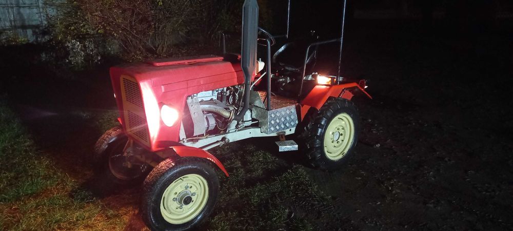 Traktorek SAM / sadowniczy / ogrodowy