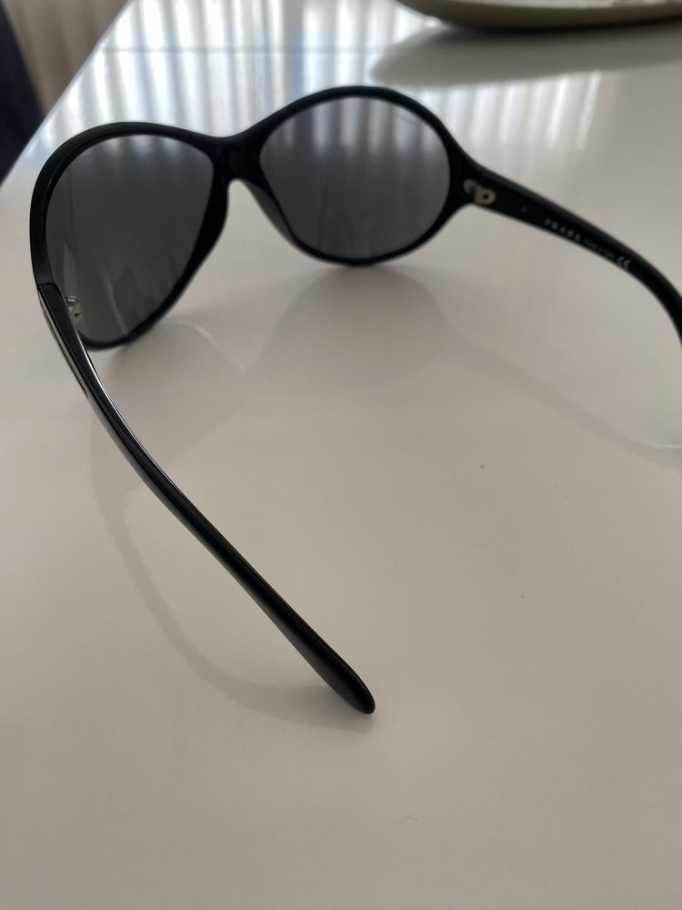 Oculos Prada pretos