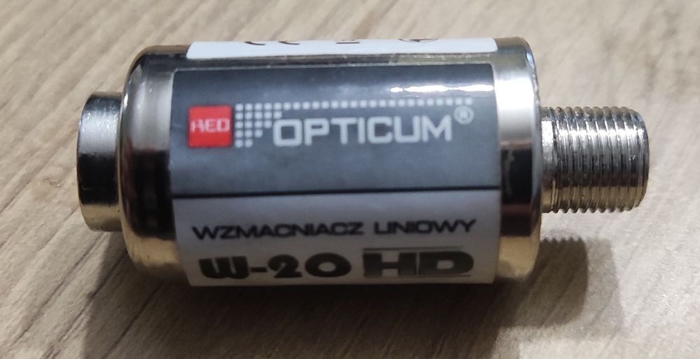 Wzmacniacz antenowy W-20 HD