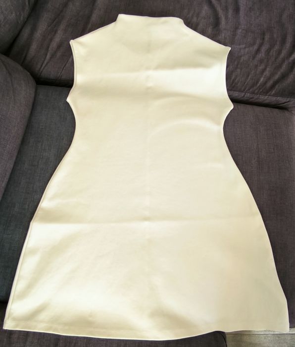 Vestido Bege em ótimo estado