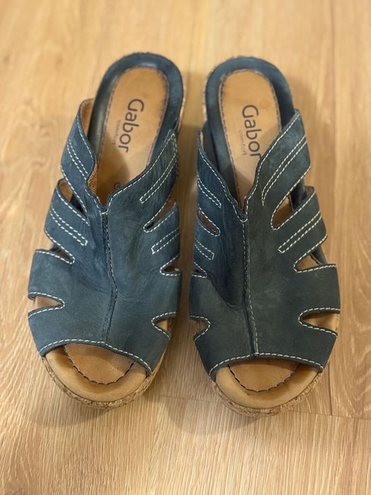 Klapki na obcasie na korkowej podeszwie Gabor 5 1/2