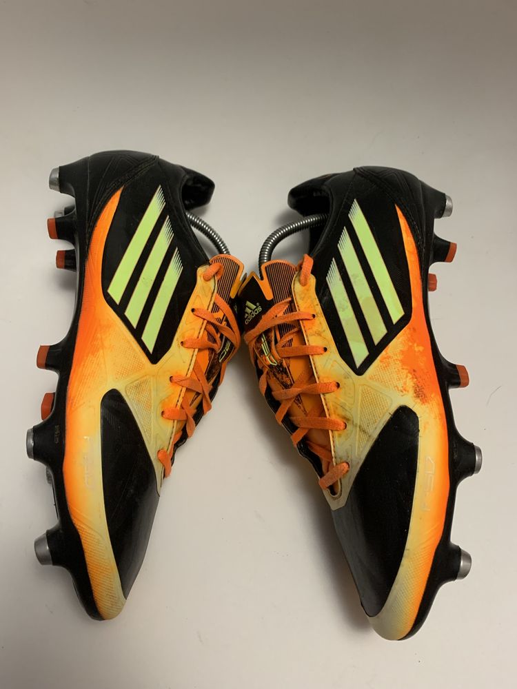 Бутси Сороконіжки сороконожки копи  кросівки Adidas F30 (гібриди)