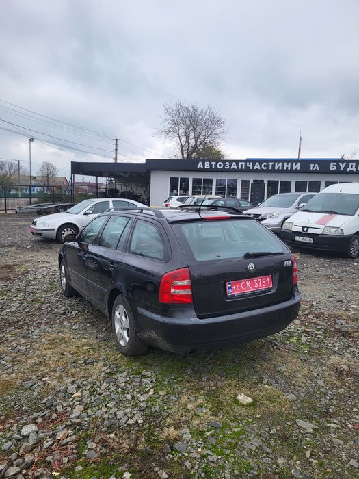 Продам шкода А 5 2005рік 1.6 бензин мрі