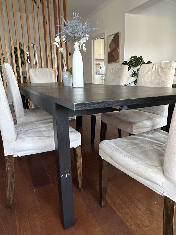 Conjunto Mesa Jantar em Preto - Modelo Bjursta + Cadeiras ( Ikea )