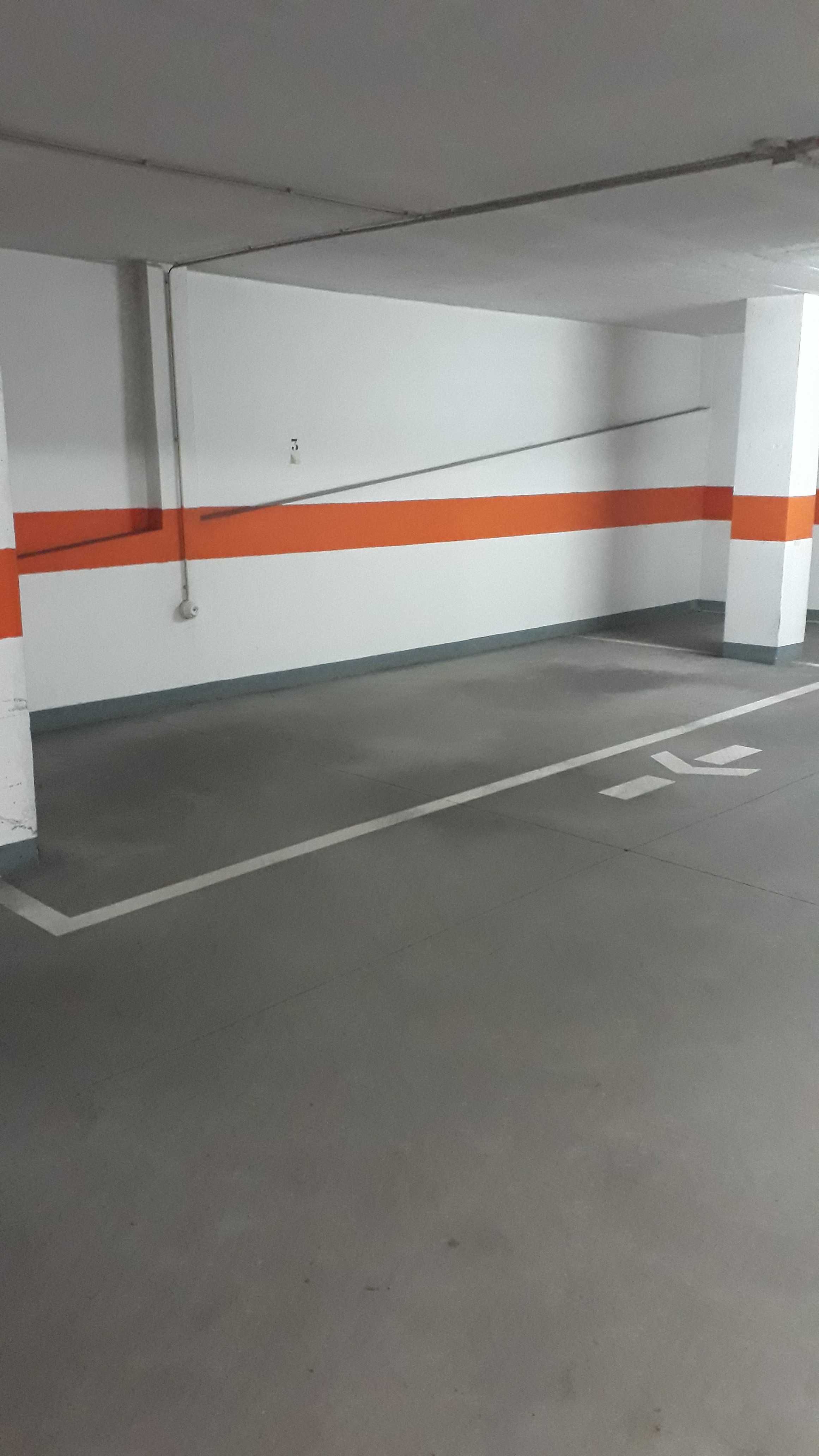 Garagem / Aparcamento, Quinta da Portela, Coimbra