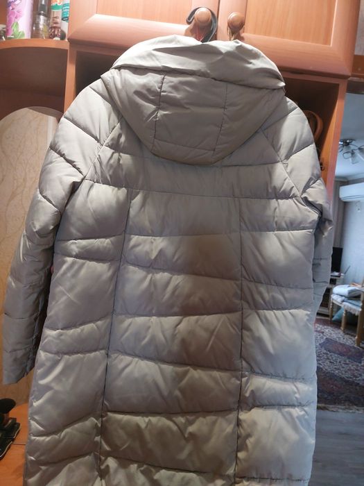 Зимняя теплая куртка светло салатного цвета