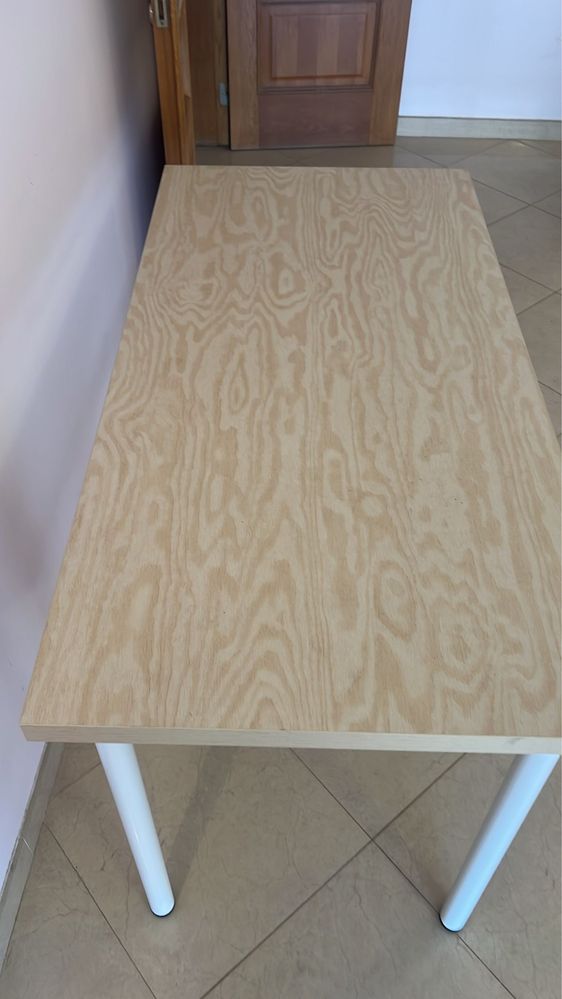 Secretária Linnmon IKEA como nova
