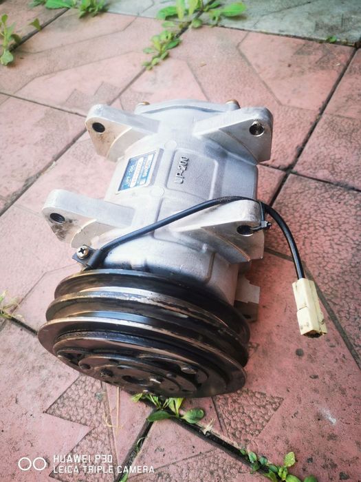 Компрессор кондиционера Iveco Eurocargo (Ивеко Еврокарго)